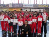Sensei Daniel Fusaru s-a intors cu o noua salba de medalii cu karateka sai de la Alexandria...