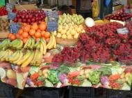 Fructe in piata din Salonic...