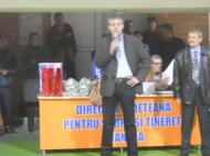 Victor Istrate, vicepresedintele FRR, saluta finalistele...