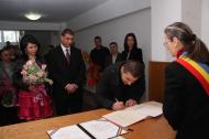 Marius Patrascu a semnat ca martor la cununia civila a indragostitilot Vali si Gabi...