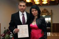 Gabi, Vali si certificatul de casatorie...au zis DA, singuri si nesiliti de nimeni...