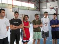 ...in asteptarea competitiei...