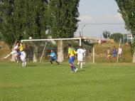 Primul gol al lui Marius Bodoc cu capul din centrarea din corner a lui I.Petrica