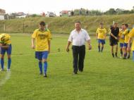 Profesorul Catalin Curteanu si presedintele Zar Alexandru spre salutul galeriei...