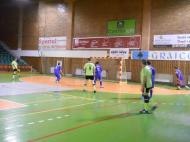 Politia a zdrobit Center Vet - ul ...