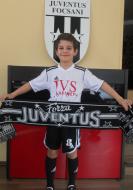 Vino sa fii coleg cu mine la Juventus Focsani...