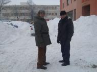 Adrian Oprisan si Decebal Bacinschi in actiune prin zapada din Focsani...