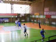 Constanta ne-a facut praf...