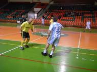 Hunters merge in semifinale...