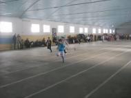 Andrei Paizan, urmat de Ghencea Stefan si Bacau Catalin in serii la viteza in sala la copii II...