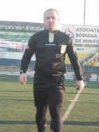 Profesorul Florin Tudose, arbitrul oficial al competitiei...