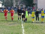 Arbitrul Ionut Constantinescu a avut un meci greu. Se vede ca o echipa este in deal si una in vale...