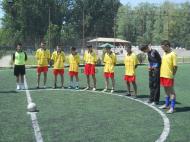 Moment de reculegere tinut de echipa CN Unirea si arbitrul Daniel Meirosu...