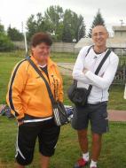 Profesorul Radulescu si doamna antrenoare de la FC Brasov, Luci Ghioc...Piatra a batut Brasovul cu 3-1...