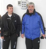 Intre profesorii Daniel Banica si Emil Dumitru sunt butoanele...cine va fi la butoane anul acesta vom vedea...chiar daca etapa judeteana se va juca la Adjud...