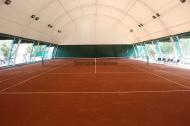 Dan Lupu spera sa apuce in aceasta viata un teren de tenis acoperit, mai ales pentru clubul sportiv municipal...