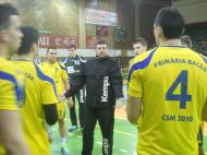 Antrenorul Hagiu de la Bacau trebuia trimis in tribuna ...