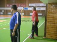 Profesorul Emil Dumitru, antrenorul de la Botta si profesorul Saragea Stanel, arbitrul partidei...