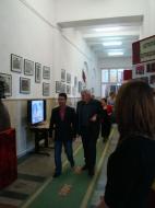 Remus Pricopie intampinat la Colegiul National Unirea de directorul Cornel Noana ...