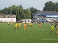 Un suporter fidel fotbalului vrancean, Vasile, a strigat din tribuna: Rusine, am ajuns sa vedem meciuri de judet pe Milcovul ... si a plecat de pe stadion...trist, dar are dreptate.
