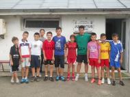 Dorinel Popa si micutii fotbalisti de la Juventus Focsani si bucuria revederii...