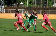 Raul de la Junior Galati, la turneul final de la Piatra Neamt, intre George Ungureanu si Andrei Paizan de la Ceahlaul Piatra Neamt ... si atunci a jucat foarte bine ...