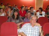 Doamna profesoara Mioara Brumaru( stanga randul II) s-a titularizat la Scoala nr. 2 Marasesti ...felicitarile SDV ...