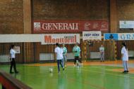 Si fetele pot juca fotbal, la fel ca baietii ...
