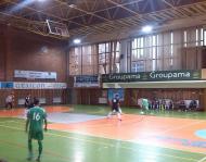 Avem o sala a sporturilor foarte frumoasa si bine intretinuta. Dar fara aceasta echipa, singura de liga I din Vrancea, va deveni muzeu, la fel ca stadionul Milcovul din Sud ...