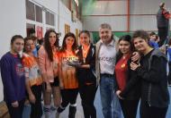 Unirea e pe primul loc...Crina Bogatu (in dreapta) o adevarata unirista ...