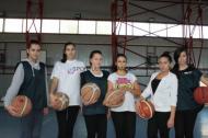 Echipa de baschet fete a Colegiului Economic Mihail Kogalniceanu Focsani este campioana judeteana la ONSS baschet fete licee 2014 ...