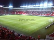 Stadionul Nagyerdei din Debretin este stadionul campionei Ungariei la fotbal ...