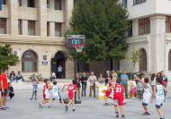S-a jucat baschet de s-au deschis si usile Prefecturii ...