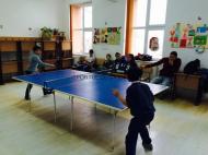 Trecerea mingii de ping-pong peste fileu a fost pe placul Mosului la Pufesti ...