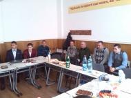 Elevi si profesori prieteni ai sportului in zi de sarbatoare ...