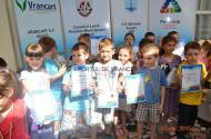 Premii pentru cei mai buni sahisti juniori la Campionatul Judetean de Sah Vrancea 2015 ...