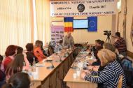 Seminar tinut de Liviu Apostol de Ziua Pamantului 2017 la Adjud ...