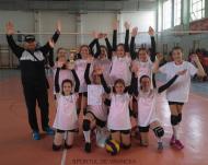 SPORTUL DE VRANCEA RAMANE LA POZITIA INITIALA CU PRIVIRE LA VOLEIUL FEMININ JUVENIL DE VRANCEA ... PETRICA DAMIAN, OMUL POTRIVIT LA LOCUL POTRIVIT ...