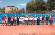Inspirata prezenta echipei de fotbal a CSM 07 Focsani la festivitatea de premiere ... da, inspirata si de efect ... 