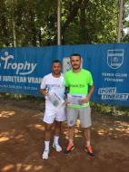 Un zambet pentru cititorii Sportului de Vrancea ...