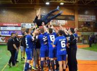 S-a terminat o etapa in viata echipei de handbal. Urmeaza o alta etapa, speram noi la o treapta superioara ...