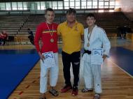 CLAUDIU NEAGU SI MIRCEA TOMESCU (foto dreapta) CU SENSEI ZISU IN MIJLOC ...