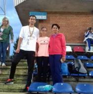 Regele atletismului de Vrancea din 2018, Vlad Dulcescu, alaturi de mama sa fericita ...