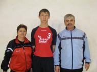 Ultima descoperire a unui talent pe nume Cosmin care este din Fitionesti a sotilor antrenori Nuti si Emil Dumitru!Rezultatele se vad de la o posta!!!