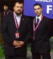 ADRIAN DOCHIOIU SI PRESEDINTELE F.R. TAEKWONDO APOSTOL UREAZA VRANCENILOR SARBATORI FERICITE