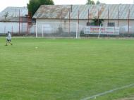 Banner-ul cu SPORTUL DE VRANCEA a adus noroc cat timp a stat la stadionul din Panciu! Cineva la dat jos, din pacate, dintr-un gest total lipsit de fair-play... ii recomandam sa-l puna singur la loc, ca sa aiba noroc in continuare.