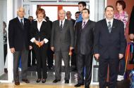 In spatele presedintelui FIBA-EUROPE, George Vassilakopoulos, Nicusor Epure, reprezentantul Vrancei la inaugurarea Arenei Baschetului Romanesc
