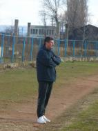 Damian Bancila viseaza la promovare...