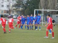 FC Panciu in alb rosu, culorile lui Dinamo si CSM Adjud in rosu albastru, culorile Stelei. Dinamo-Steaua la Adjud, 8 - 0 ... daca ar vedea Argaseala sigla Stelei pe tricourile de la Adjud...???