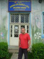 OMUL sfinteste locul ...